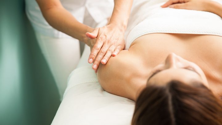Lymphdrainage bei Lymphödem nach Krebsbehandlung