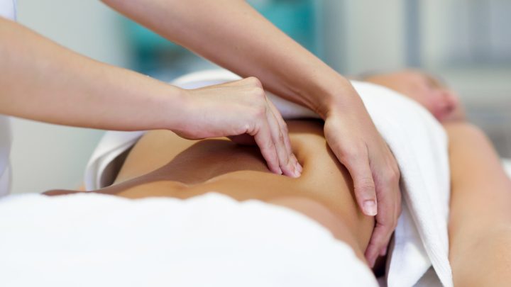 Manuelle Lymphdrainage bei Wassereinlagerungen: Lösung