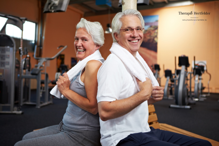 glückliches senioren paar, im gym